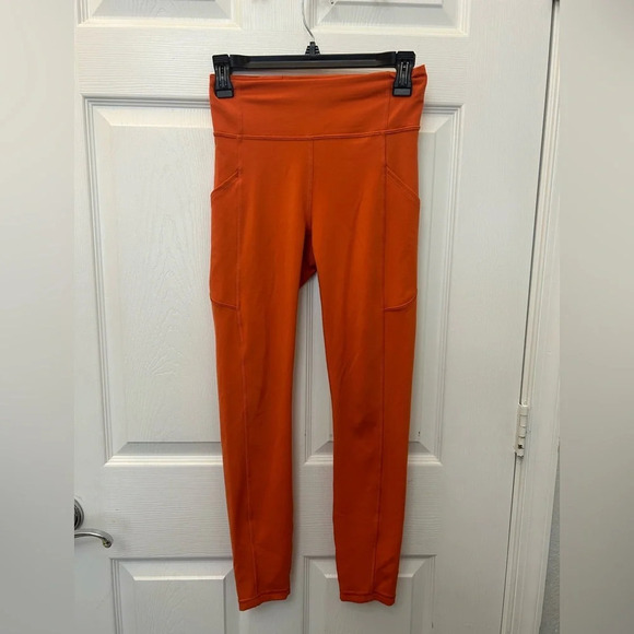 ! Lululemon Invigorate 25” Tights - Brick - Size 4 - Picture 3 of 6